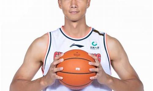 易建联在nba吗_易建联在nba哪个队